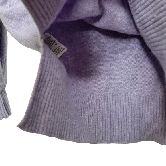GAP Merino Wool Extra Fine Blend Crewneck Purple Pullover Sweater Women Sz XS - Picture 3 of 8